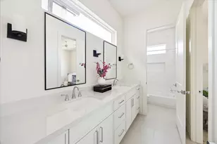 5309 Lambeth Riverside Dr, Houston, TX 77091 - Photo 25