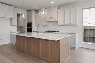 6611 Sparkling Citrus St, Manvel, TX 77578 - Photo 7