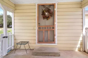 518 Sunny Ln, Wharton, TX 77488 - Photo 1