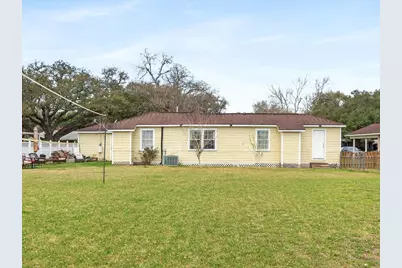 518 Sunny Lane, Wharton, TX 77488 - Photo 9