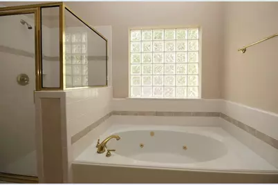 6855 Staffordshire, Houston, TX 77030 - Photo 15