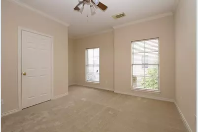 6855 Staffordshire, Houston, TX 77030 - Photo 19