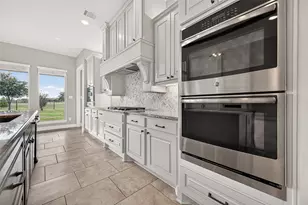 10210 Olivia View Ln, Cypress, TX 77433 - Photo 19