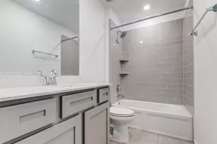 214 Fulton Station Dr, Houston, TX 77009 - Photo 13