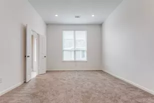 214 Fulton Station Dr, Houston, TX 77009 - Photo 9