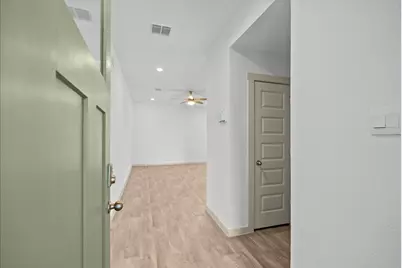 635 Hidden Brook Drive, Baytown, TX 77523 - Photo 7