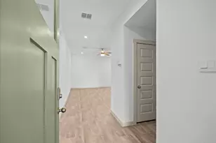 635 Hidden Brk Dr, Baytown, TX 77523 - Photo 7