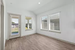 635 Hidden Brk Dr, Baytown, TX 77523 - Photo 27