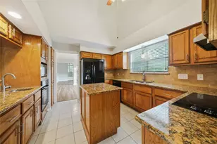 2402 Brookdale Dr, Houston, TX 77339 - Photo 3