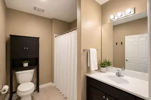 205 De Koven St, Houston, TX 77011 - Photo 7