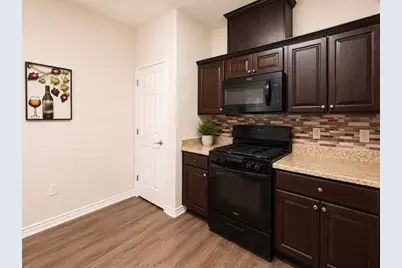 205 De Koven Street, Houston, TX 77011 - Photo 5