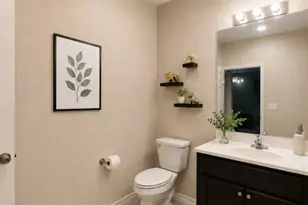 205 De Koven St, Houston, TX 77011 - Photo 9