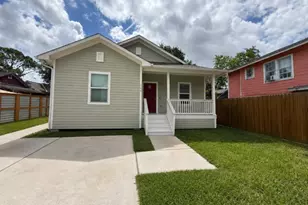 205 De Koven St, Houston, TX 77011 - Photo 1
