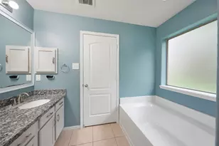 4513 Clemwood Ln, Kingwood, TX 77345 - Photo 17