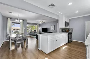 2001 5th Ave N, Texas City, TX 77590 - Photo 11