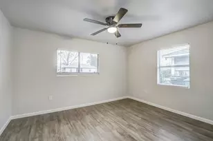 8618 Flossie Mae St, Houston, TX 77029 - Photo 9