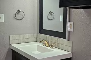 10983 Maywood St, Willis, TX 77318 - Photo 17