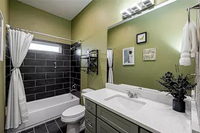 108 Bay Oaks Drive, La Porte, TX 77571 - Photo 9