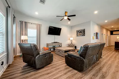 108 Bay Oaks Drive, La Porte, TX 77571 - Photo 15