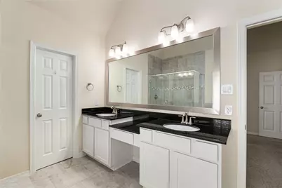 1511 Peyton Oaks Place, Houston, TX 77043 - Photo 19