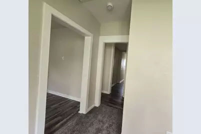 1300 Burbank Street, Baytown, TX 77520 - Photo 9
