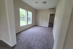 1300 Burbank St, Baytown, TX 77520 - Photo 5