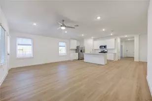 1406 Splashing Wave, Iowa Colony, TX 77583 - Photo 33