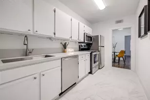 601 Bomar St, Houston, TX 77006 - Photo 19