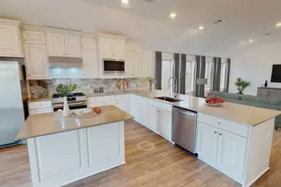 2827 Gdn Mdw St, Fulshear, TX 77423 - Photo 9