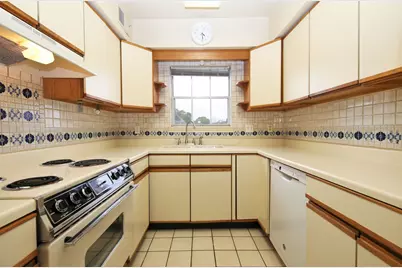 2600 Bellefontaine #D22, Houston, TX 77025 - Photo 13