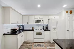 38 Wineberry Pl, The Woodlands, TX 77382 - Photo 5