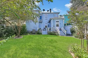 2608 Ursuline St, Galveston, TX 77550 - Photo 21