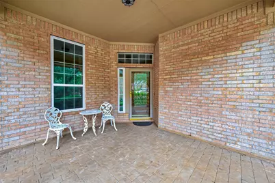 6 Coachman Ridge Place, The Woodlands, TX 77382 - Photo 3