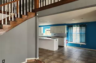 5903 Green Falls Dr, Houston, TX 77088 - Photo 3