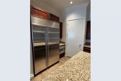 3388 Sage Road #101, Houston, TX 77056 - Photo 9