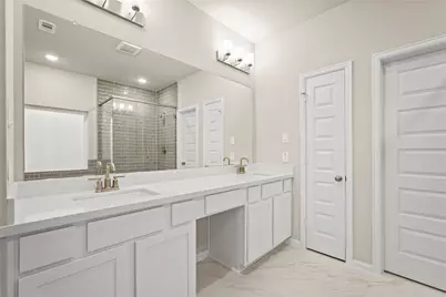 3102 La Rambla Drive, Houston, TX 77047 - Photo 11