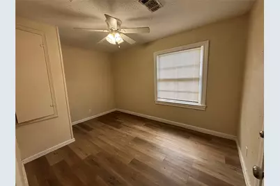 45 17th Avenue N, Texas City, TX 77590 - Photo 5