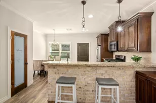 109 Harbour Town Cir, Conroe, TX 77356 - Photo 17