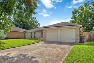 5427 Timpani Dr, Friendswood, TX 77546 - Photo 3