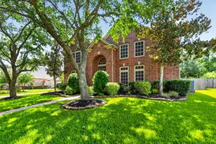 2804 Harvest Hill Dr, Friendswood, TX 77546 - Photo 3