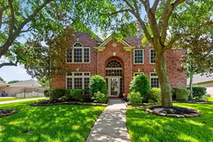 2804 Harvest Hill Dr, Friendswood, TX 77546 - Photo 1