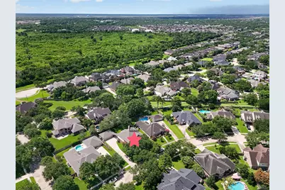 2804 Harvest Hill Drive, Friendswood, TX 77546 - Photo 39