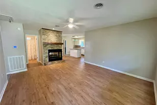 101 Pine Shadows Ln, Coldspring, TX 77331 - Photo 3