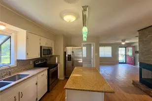 101 Pine Shadows Ln, Coldspring, TX 77331 - Photo 5