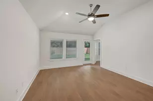 21210 Jacaranda Blossom Wy, Tomball, TX 77377 - Photo 9