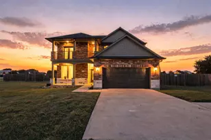 11718 Casadores Ln, Needville, TX 77461 - Photo 1