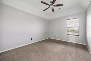 8422 W Sienna Cove Ln, Houston, TX 77083 - Photo 25