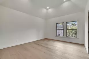 74 Briar Hollow Ln, Houston, TX 77027 - Photo 37