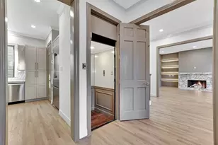 74 Briar Hollow Ln, Houston, TX 77027 - Photo 25