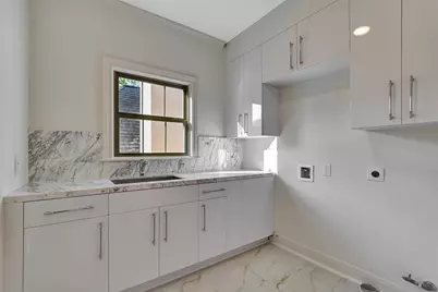 74 Briar Hollow Lane, Houston, TX 77027 - Photo 37